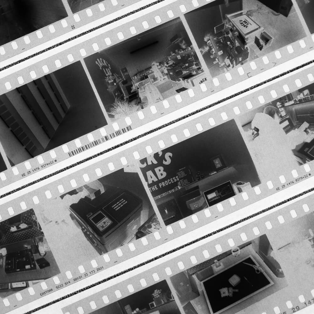 35mm Black and White Film Processing (incl. disposables)